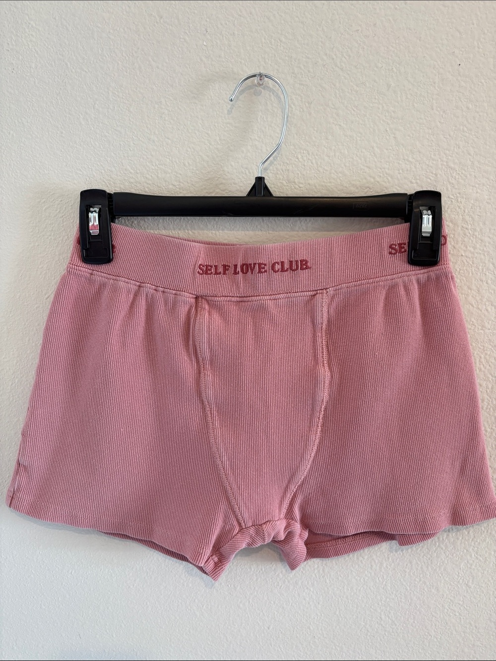 Pink shorts self Love club - Picture 2 of 4